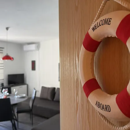Apartment Adriatic Charm *