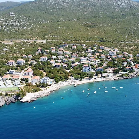 Adriatic Charm Apartment Smokvica Krmpotska